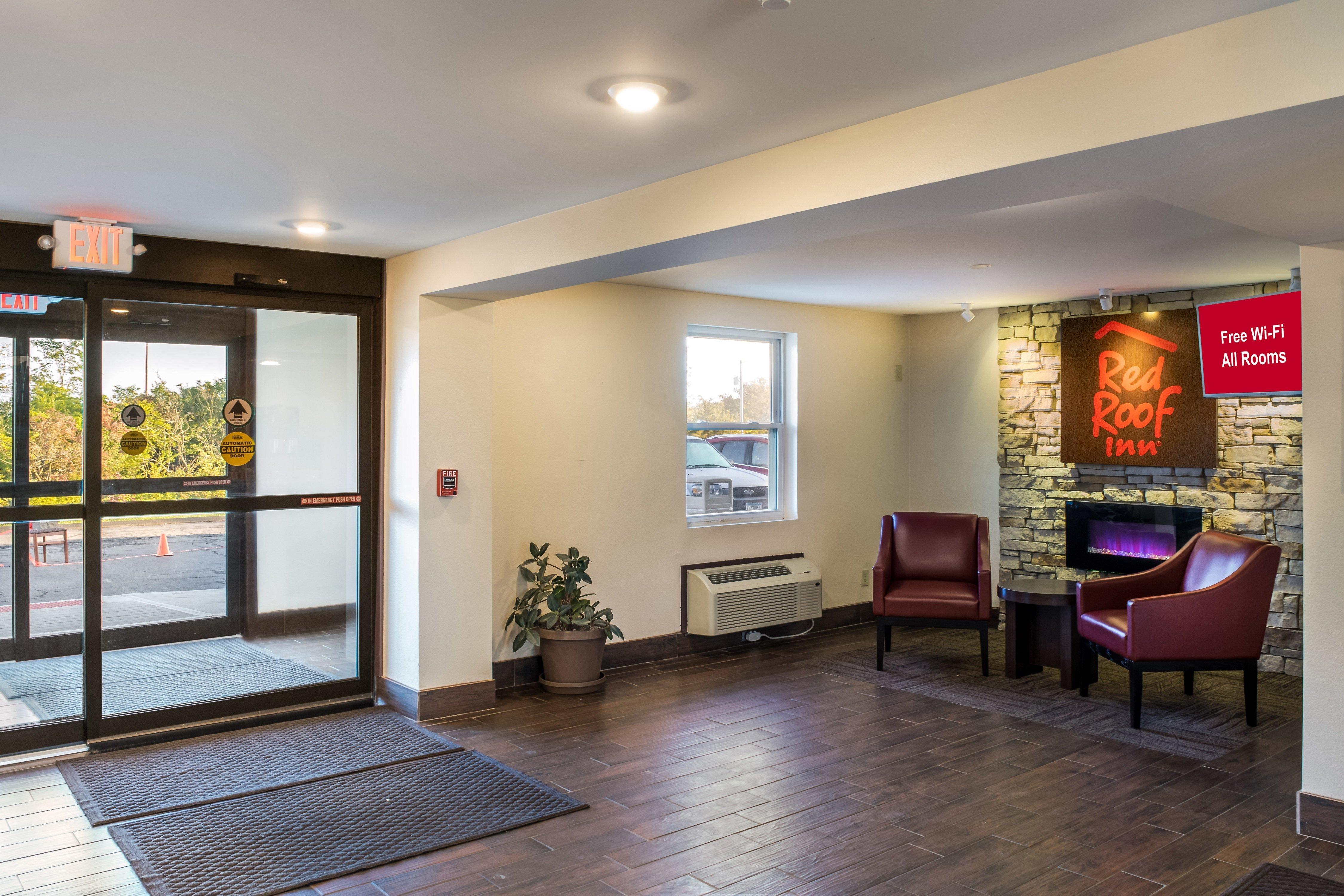 Red Roof Inn Richmond, In エクステリア 写真