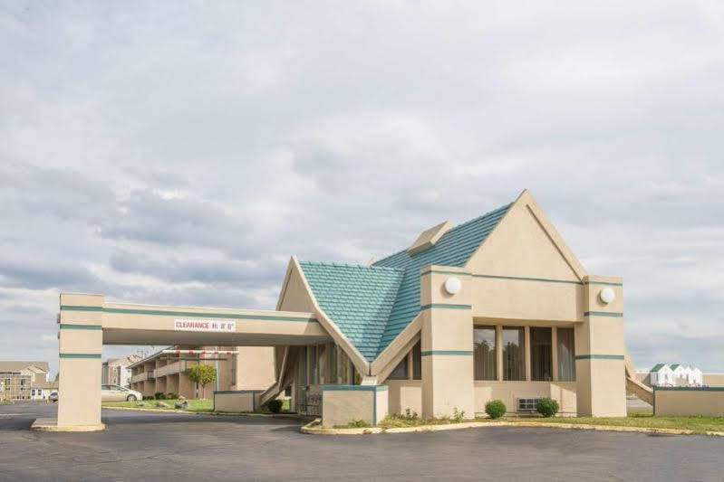 Red Roof Inn Richmond, In エクステリア 写真