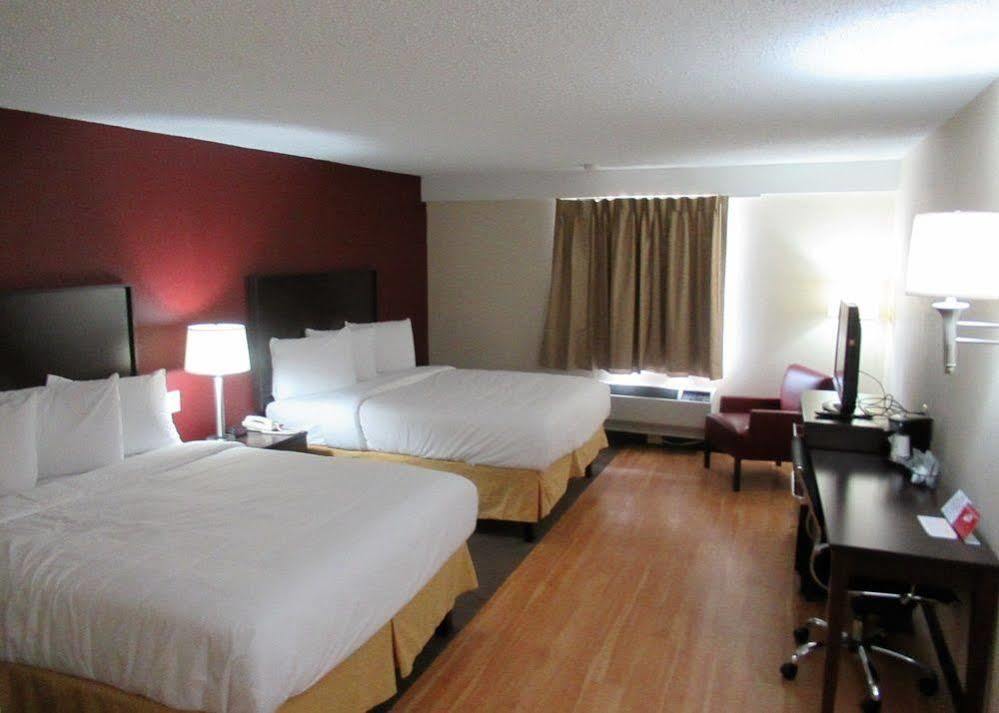 Red Roof Inn Richmond, In エクステリア 写真