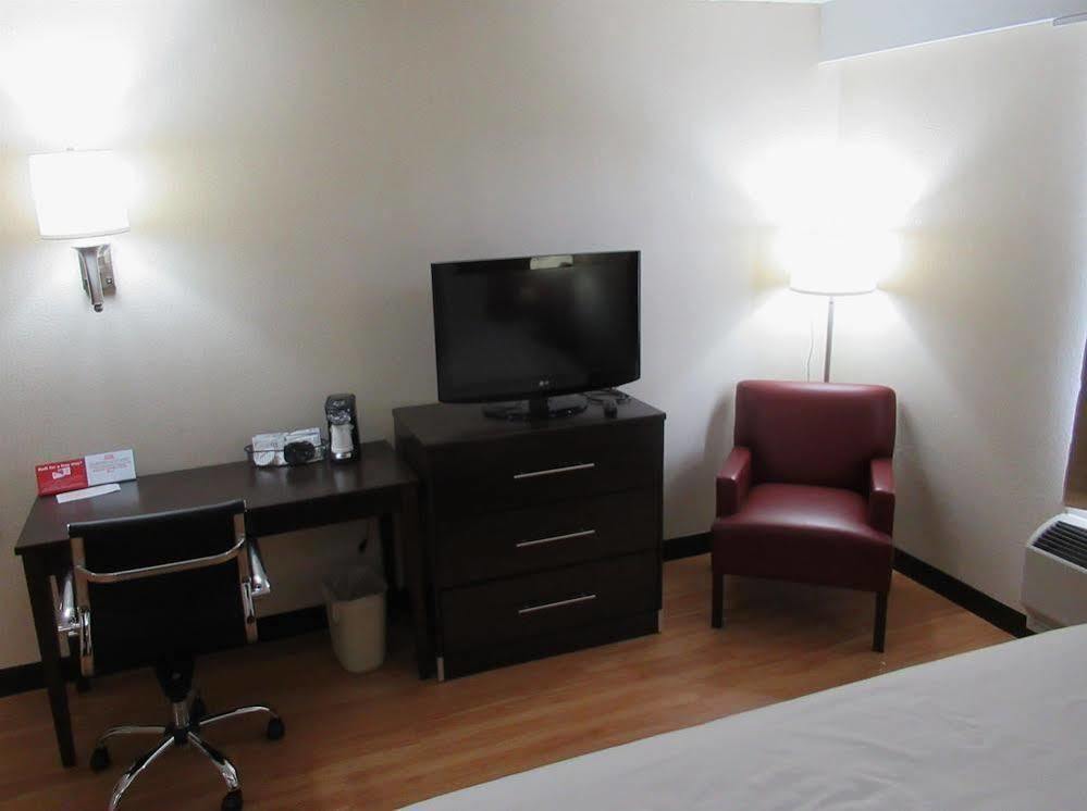 Red Roof Inn Richmond, In エクステリア 写真